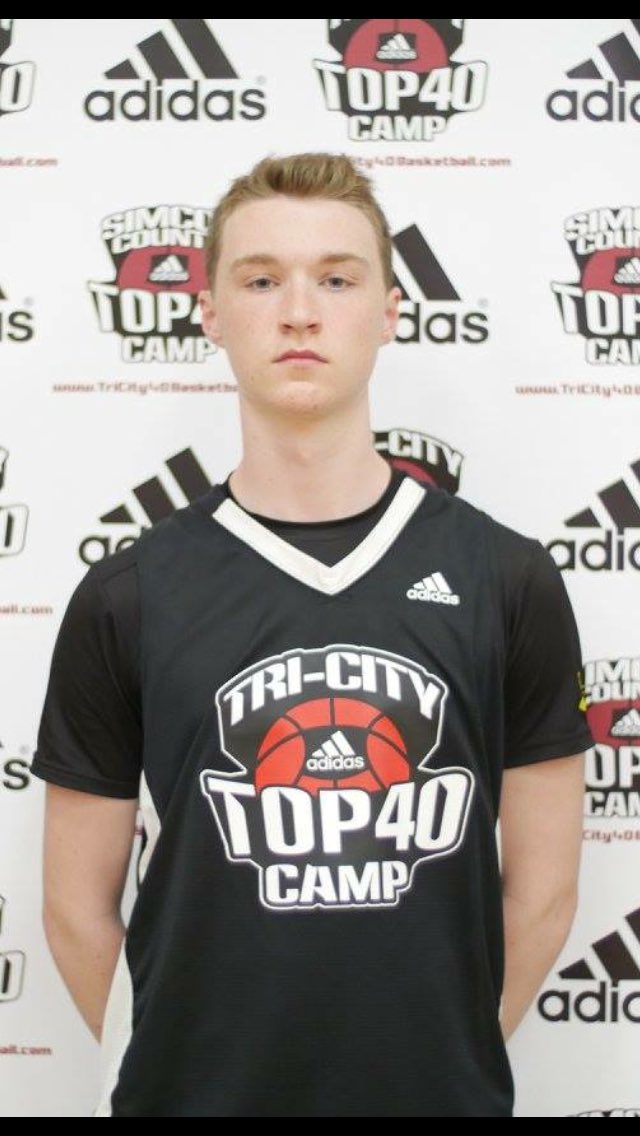 ruston_jake's tweet image. Even tho I always end up hurting myself it was an amazing opportunity and experience. Thank you for everything @iqahwash20 @Top40Camps