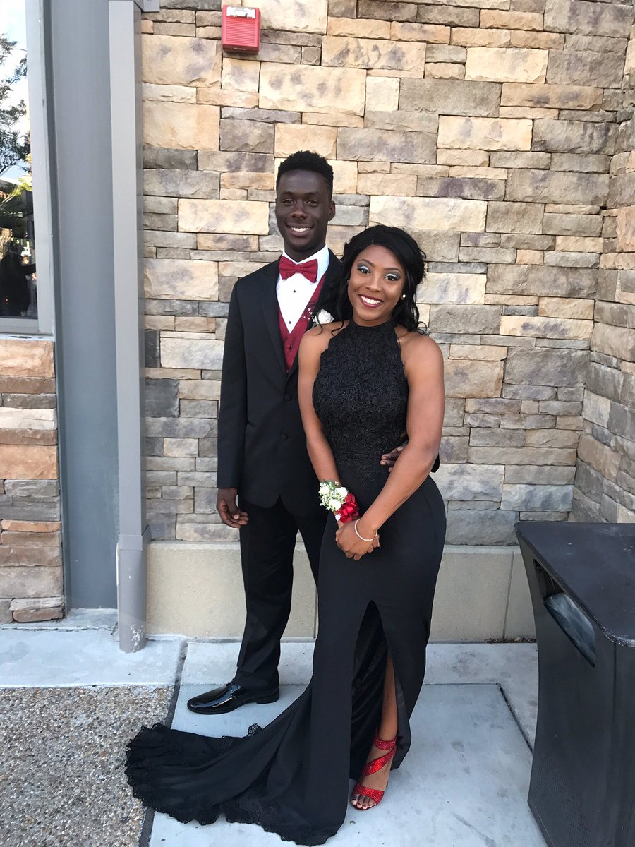 g0ldenryn's tweet photo. magical #potomacprom #Prom2K17 https://t.co/9BvGMvpQiS