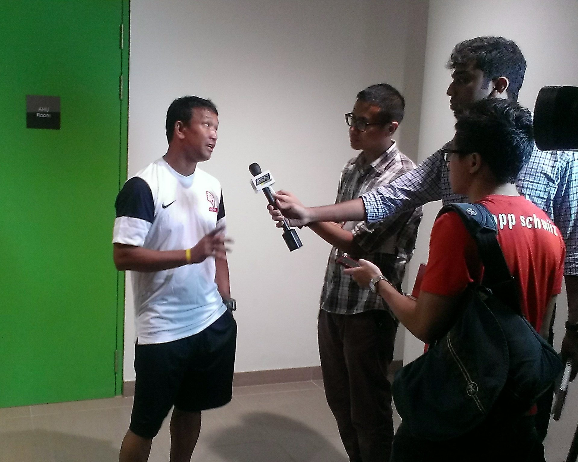 Happy 54th birthday to the legend, Fandi Ahmad! 