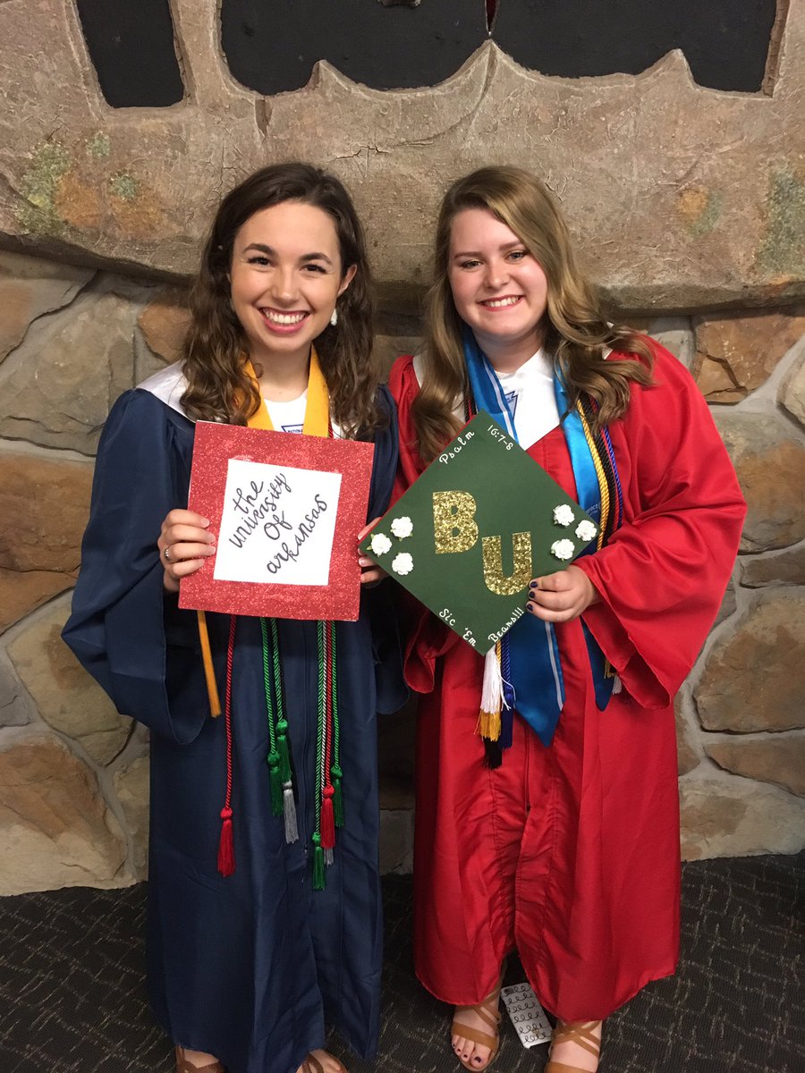 ShapiroMk's tweet photo. Happy Senior Sunday!!!!! https://t.co/yLc0N93Qp1