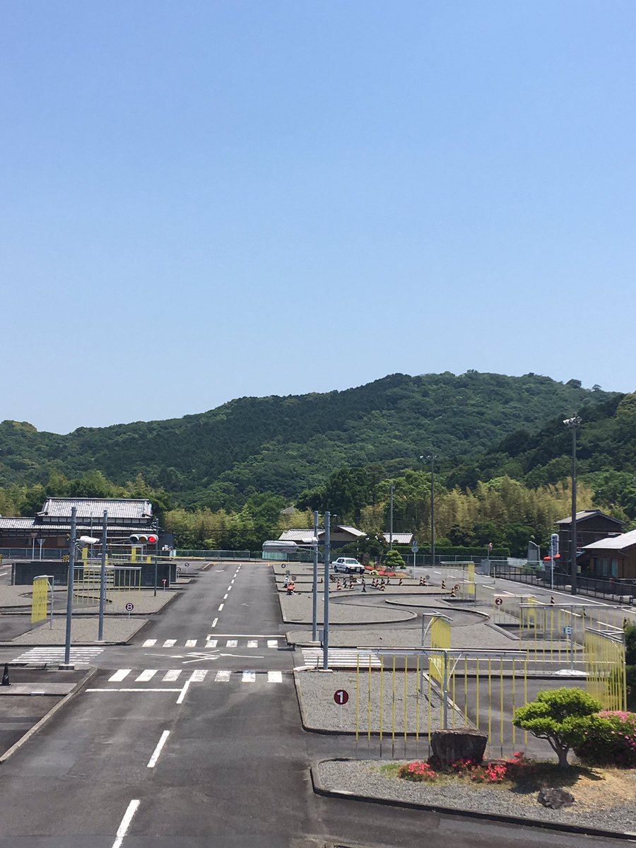 教習指導員・教習指導員見習い・熱意を持って安全なドライバーを育成できる方募集中❗️指導員有資格者歓迎😊
21才以上・普通免許取得して3年以上で無事故無違反の優良運転者🚘男女問いません。詳細は教習所まで❗️
拡散希望