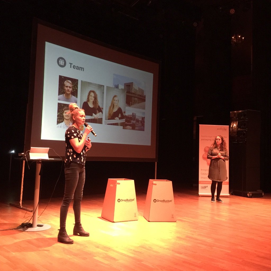 OriginalRePack's tweet photo. Fantastic fetival trashbin from Dropbucket presented at @packbridge #startupday. Love the foldable structure too ;) #dropbucket #packaging https://t.co/TLUM1KGciG