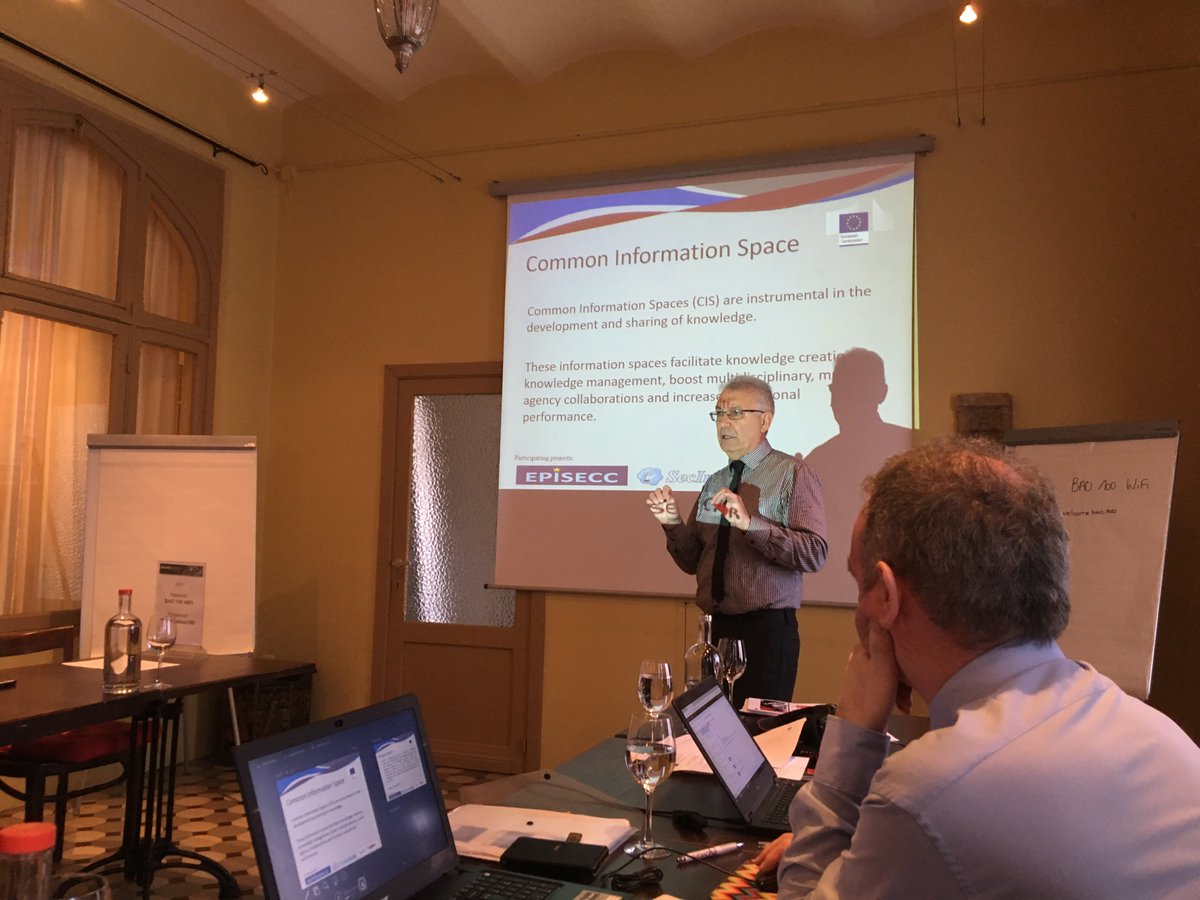 Philippe Quevauviller (EC) and @TomFlynnConsult (convenor) introducing the session  #CIS <a href="/EPISECC_FP7/">EPISECC</a> <a href="/SectorFP7/">SECTOR-eu</a>  <a href="/FP7_SecInCoRe/">FP7 SecInCoRe</a>
