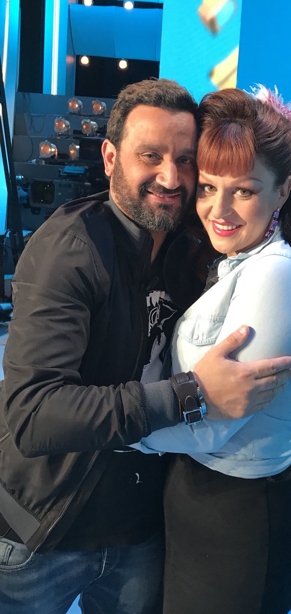 cindysander_off's tweet photo. Replay 'Touche Pas A Mon Poste' dispo sur https://t.co/gKuh9ojxZD. Merci @Cyrilhanouna &amp; ttes les équipes #TPMP!😘#CindySander #PrèsDeMoi #C8 https://t.co/XH67zDGMEE
