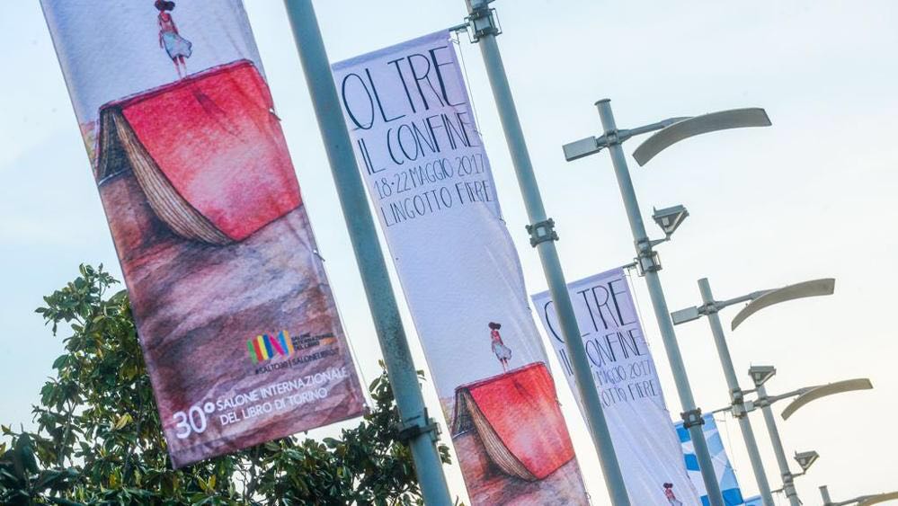 Il <a href="/SalonedelLibro/">Salone Libro Torino</a> di #Torino inizia..

lastampa.it/2017/05/17/cul…