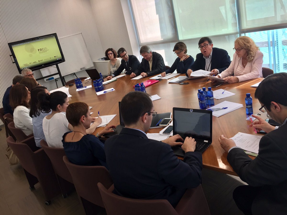 focuspyme's tweet photo. Arranca la primera reunión de la Secretaría Técnica de #focupspyme2017 que este año se celebrará en Castellón. Os vamos contando ✨😉 https://t.co/gC6cRhnwKp