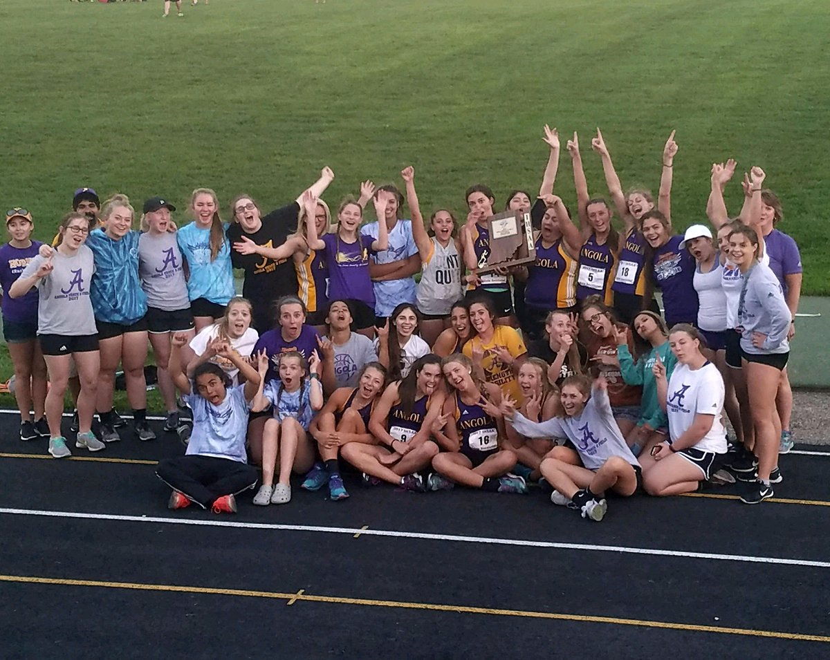 AHSGirls_Track's tweet photo. Congratulations to Angola Girls Track-Sectional Champs!! 8 individuals and 3 relays going on to Regional! #proudCoach #APride https://t.co/S364bfBwZ7