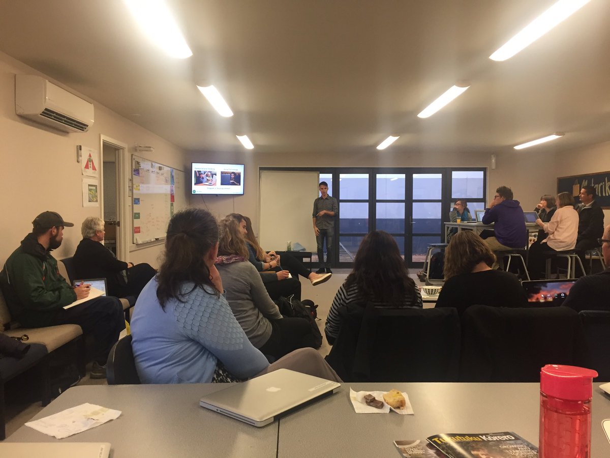 therealmrj's tweet photo. Packed room for our first Code Club 4 Teachers @Jasonmiles1970 @nathandc3 @Kate_Harsent @CodeClubNZ #getNZcoding https://t.co/ZVfCZWBneD