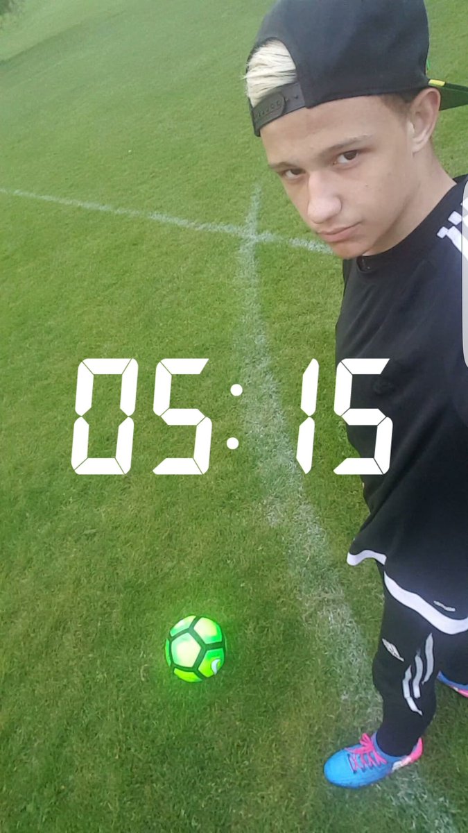 AntonyJMusic's tweet photo. Repping @adidasfootball at my early morning solo session #NeverFollows https://t.co/iG3gzTRdfn