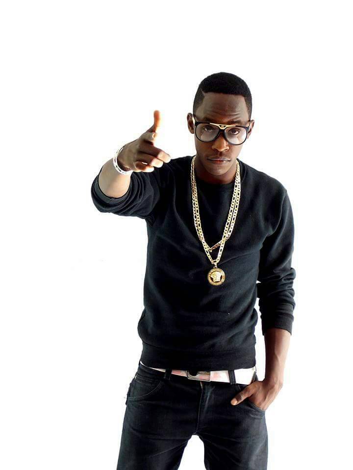Donjr_001's tweet photo. Once again its the charismatic Ben Ceezy
#VoteforBenCGroove
#GroovewithSafaricom 
@Bencagain @GrooveAwardsKE https://t.co/jLcZ1M0KAN
