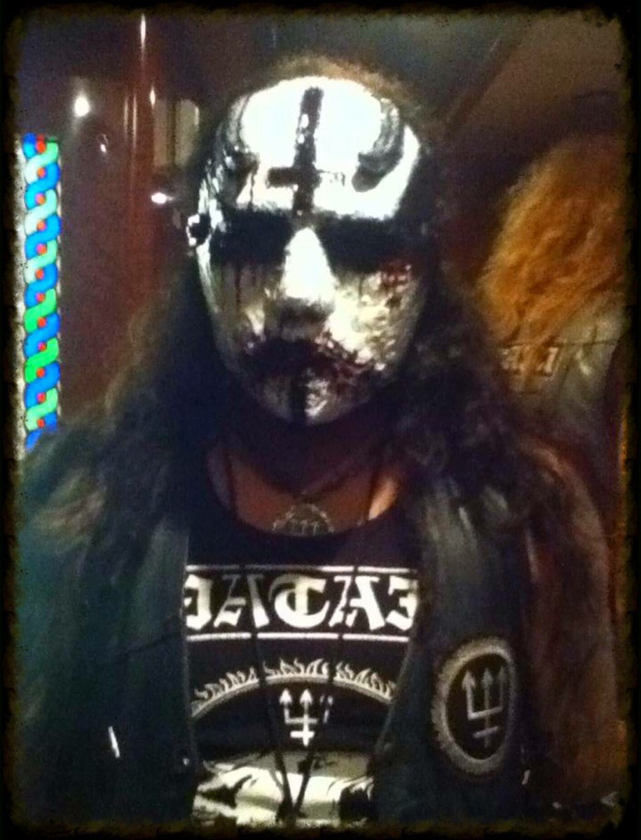 MadMaskMan1's tweet photo. #madmaskman #masks #watain #blackmetal #metal https://t.co/V0QdwHMp6E