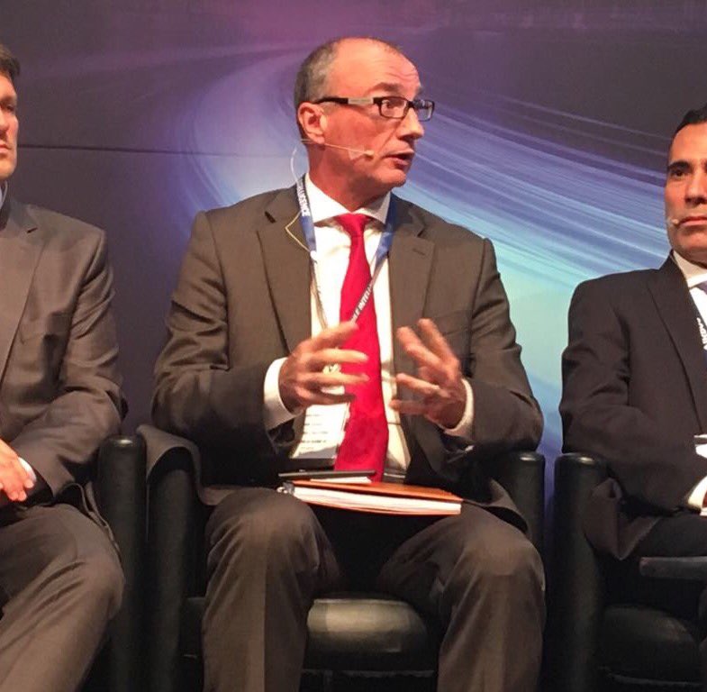 prabh42's tweet image. Iain driving home organisation learning as foundation of #digital #mobileintelligence #ccworld @MotSolsAPME @aj_reynolds0