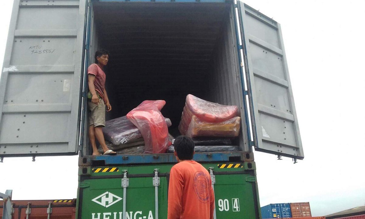 Right_To_Learn's tweet photo. And so it begins! From China to Koh Tao, our playground arrives tomorrow morning. 2 trucks worth! Thank you all ❤️@MisElizaJane @TaoPrimary https://t.co/rvlGvlSQ2r