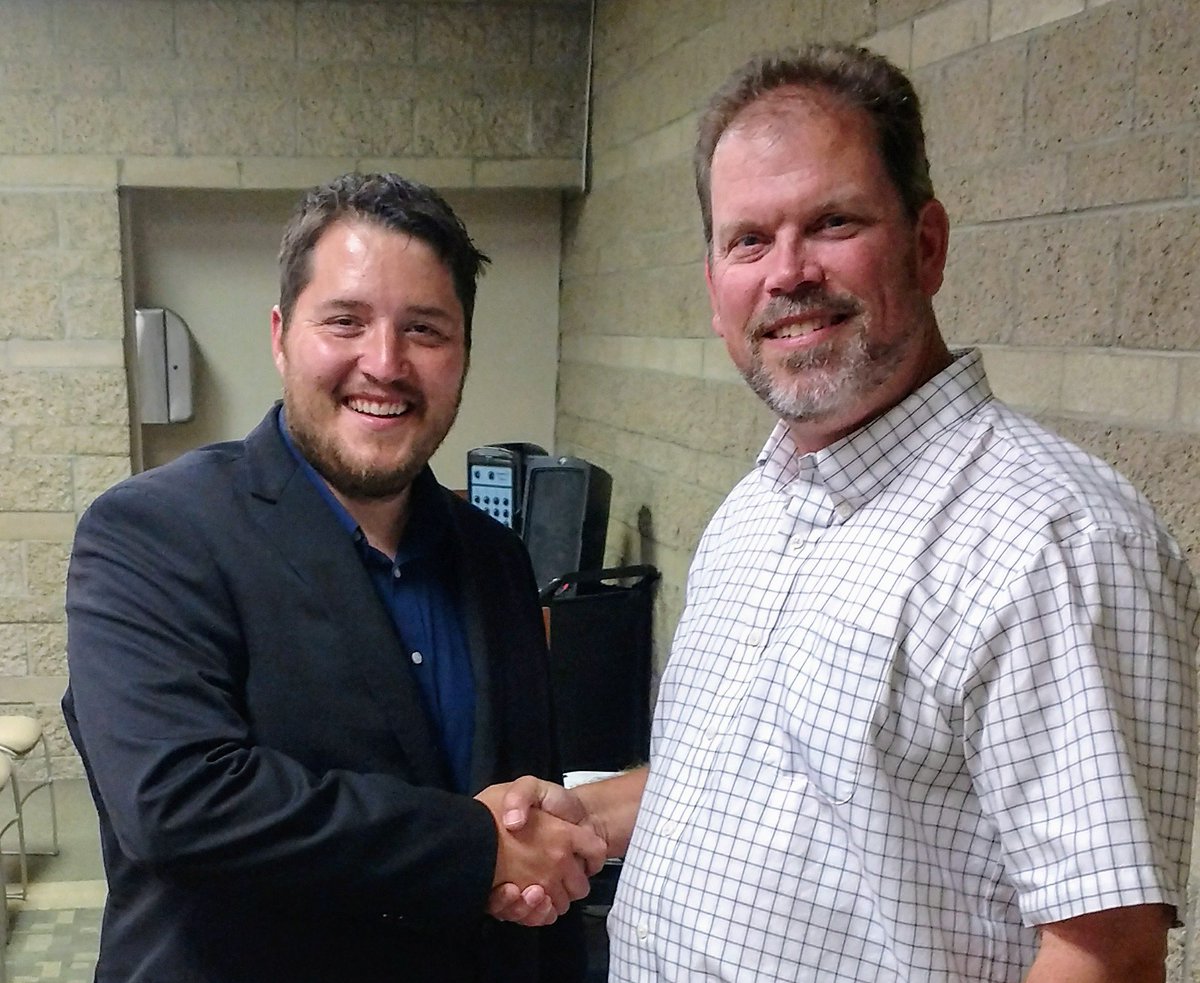 rubenkmajor's tweet photo. Great attendance tonight to #FlipThe45th &amp; #FlipThe49th. Happy to speak to @canyondems about our own State Senate race to #FlipTheCA36. https://t.co/MrzPQEuY7t