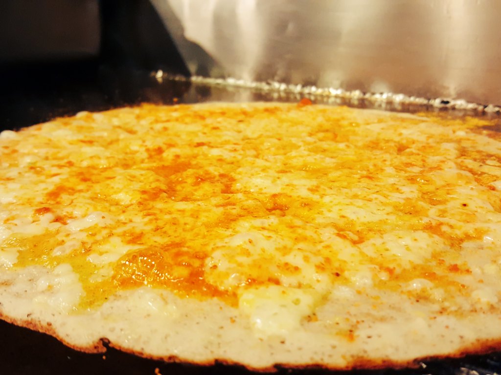 joybhattachar's tweet photo. Breakfast experience at its best .... Sizzling aged Cheddar dosa with Malaga podi #TridentExperiences @TridentMumbai @TridentHotels https://t.co/YRyWqcBcIN