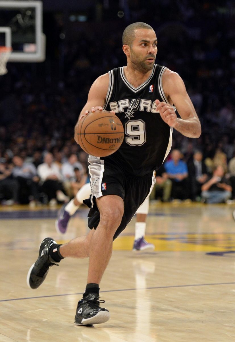 Happy Birthday to Tony Parker who turns 35 today! 