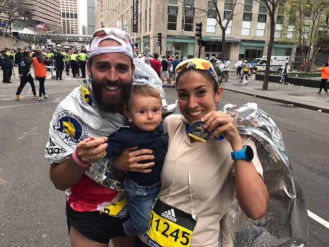 runnea_com's tweet photo. @lucasheras en el Maratón de Boston: 🏃🏼Crónica de una experiencia runner inolvidable https://t.co/nr5PbMIZ8L @alma_cupcakes #running https://t.co/A08Fz6hMPx