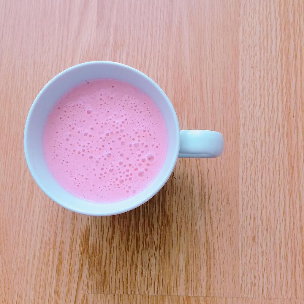 joelpedroche's tweet photo. ¡Buenos días con alegría y sabor! Batido de avena, queso fresco y avena. 😋 #joelpedroche #disfrutando #healthyfood #food #eatclean #lifesty… https://t.co/8O56ByYjPf