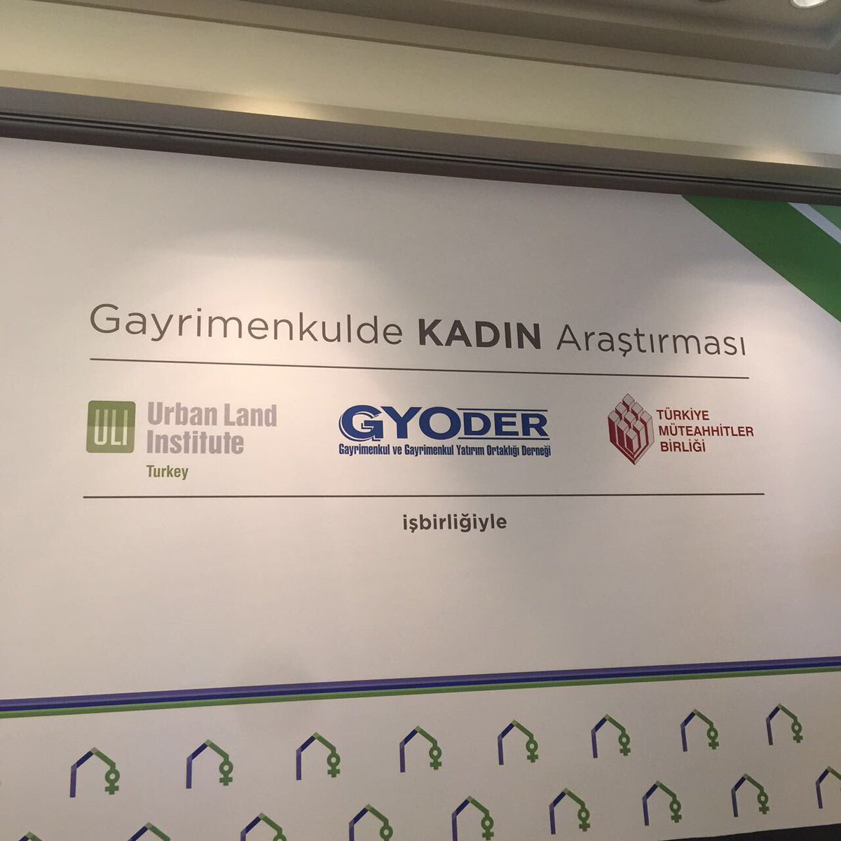 eraresearch's tweet photo. Gerçekleştirdiğimiz #GayrimenkuldeKadınAraştırması Sonuçları Lansman & Forumu başladı. #GKLP https://t.co/sgOwxTYqE9
