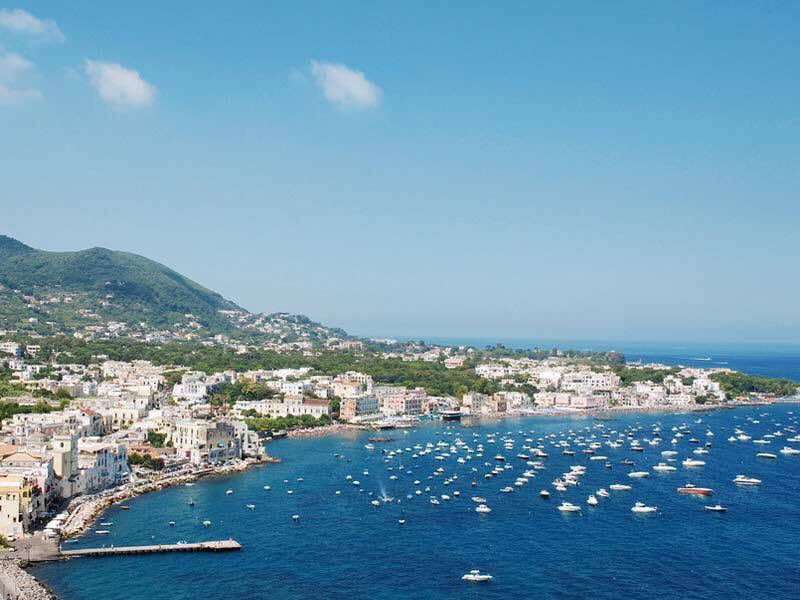 MiC_Italia's tweet photo. #Buongiorno da  #Ischia, Napoli.
#PaesaggioItaliano @Italia 
https://t.co/xhElHIFbut https://t.co/XJgIu4SUt2