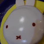 隠れキャラがいたwミッフィーのパンケーキを切ったら使徒が現れたw