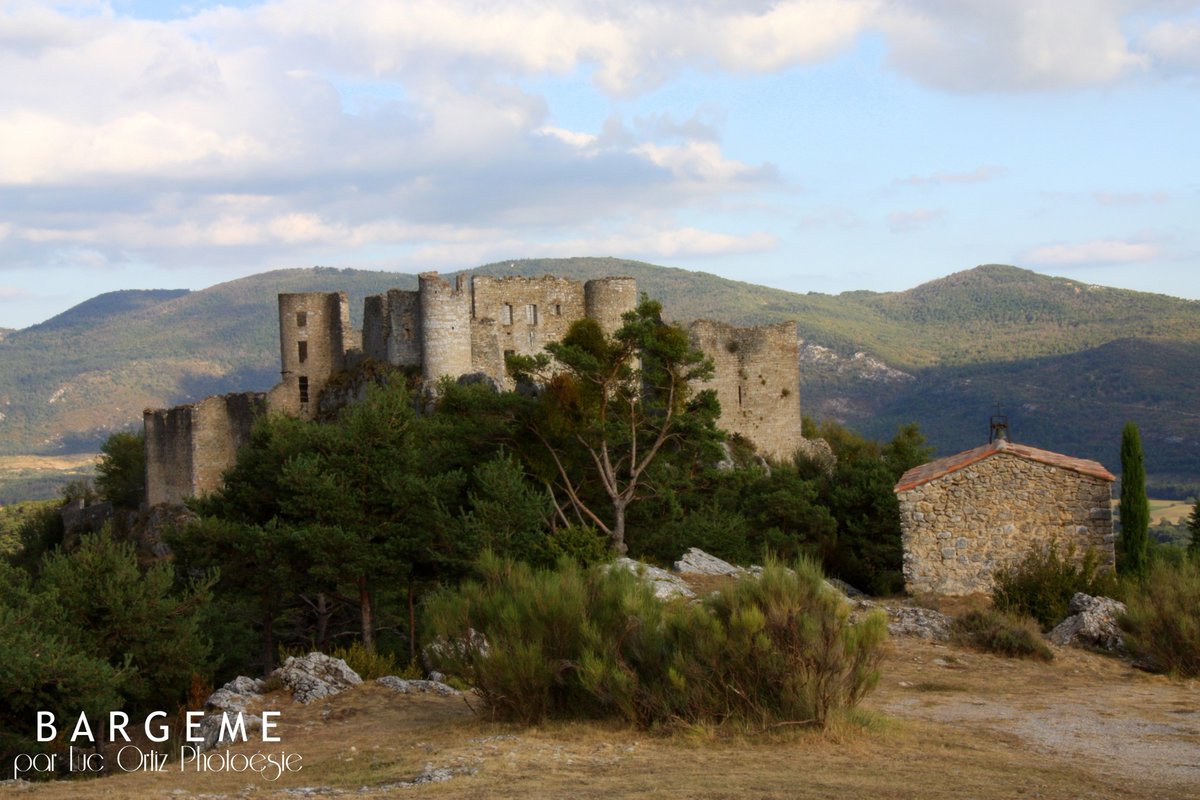 otdracenie's tweet photo. #bargeme by @Lucounet #dracenie #var #provence #verdon #ThisIsVar #ThisIsProvence
#niceplaces #beautifulview #Panorama #france #tourism https://t.co/fGS7AO96DX