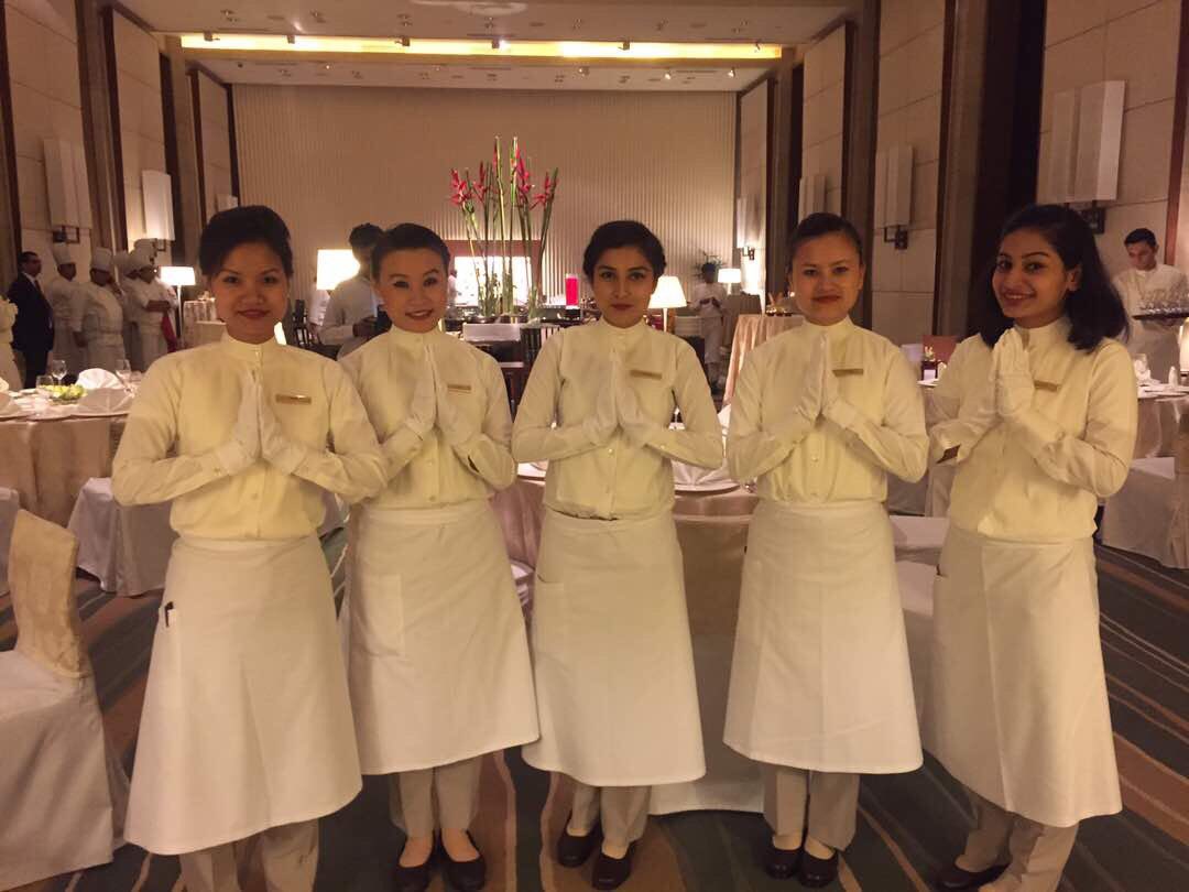 ALRAMPAL's tweet photo. 💐beautiful smiles = beautiful memories💐 #TridentExperiences @TridentHotels https://t.co/75BrxCJL8Q