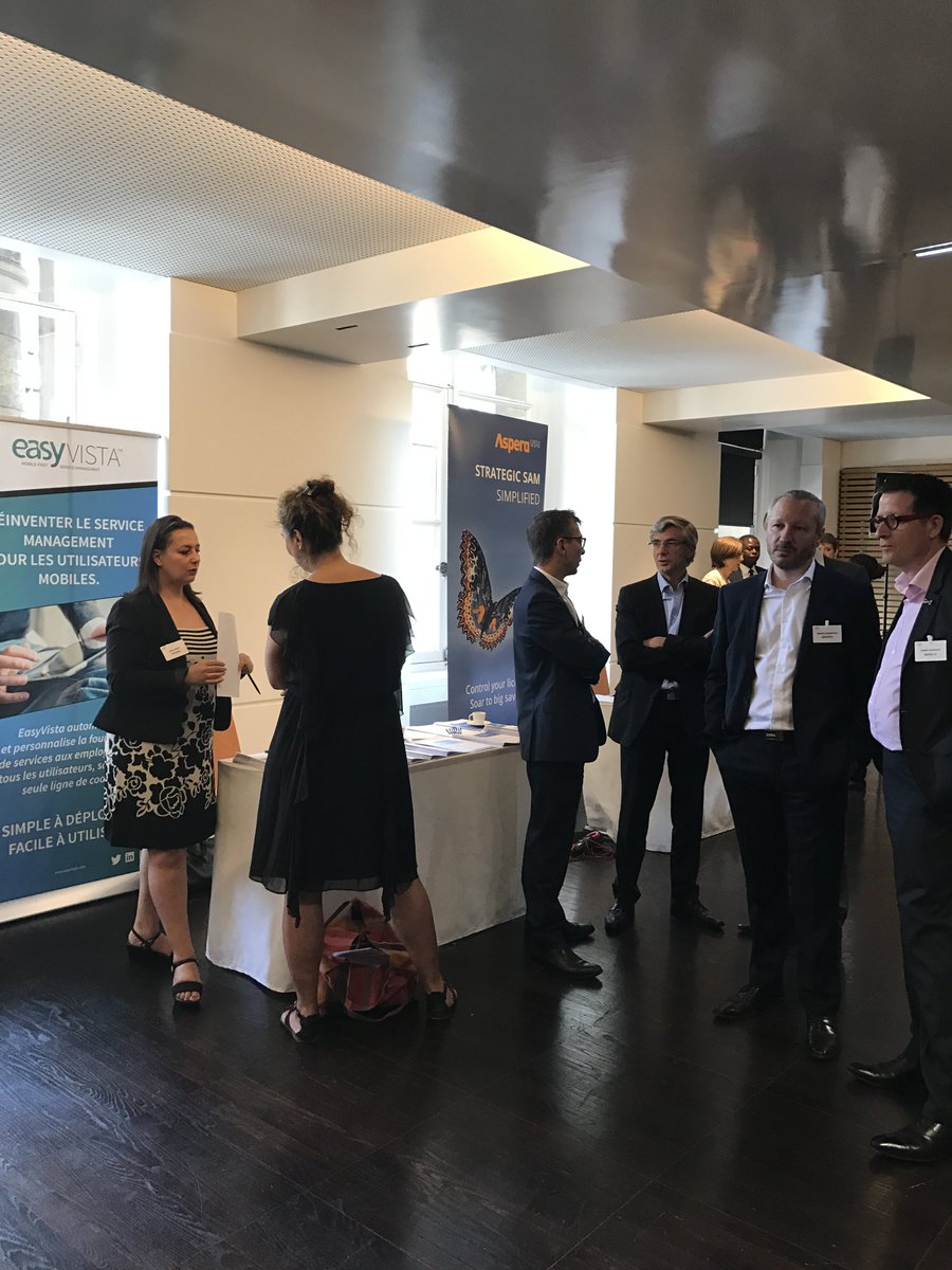 sandrinea's tweet photo. Ce matin maîtriser le service aux utilisateurs #CIOaaS avec @EasyVista https://t.co/dcyxBPFsJC