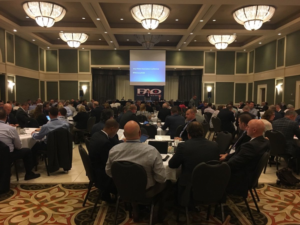 lpsmediaoffice's tweet photo. The @PoliceAssocON speaking about the #policemoms initiative at the #PAO2017AGM and the positive outcome of the pilot project. #ldnont https://t.co/SO2O65MQ6b