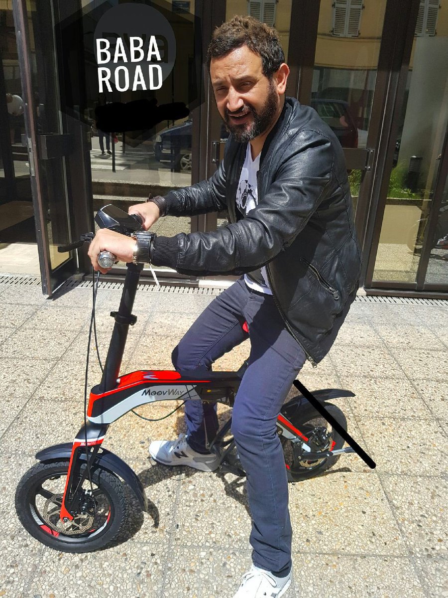 En mode biker ! #lorenzolamas #lerebelle #cuir 🛴🛴🛴🛴🛴 <a href="/Moovway/">Moovway</a> a ce soir mes chéris