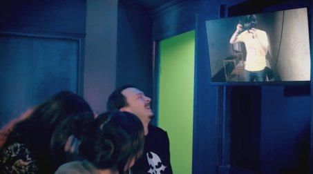 LBaleydier's tweet photo. Les salles d'arcade de réalité virtuelle se développent https://t.co/S6QZbtdTBe https://t.co/IJKvOe3yjD