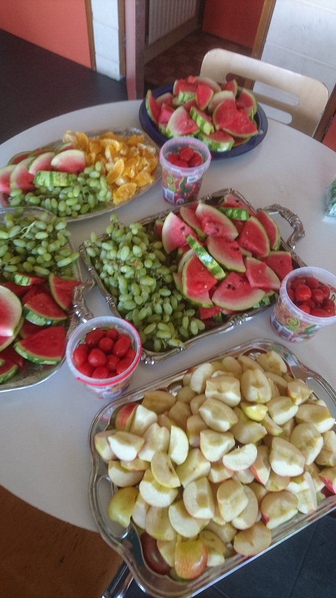 RooieLeeuwen's tweet photo. En natuurlijk gezonde snacks voor tussendoor. #NWFD2017 https://t.co/0OAB664iGU