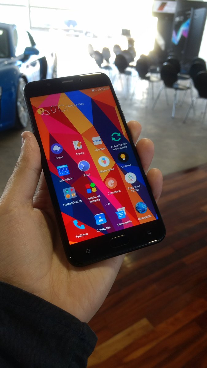 ENretail's tweet photo. #UltraLive2 de @Hyundai_Arg: pantalla 5.5", 64 GB, 4 de RAM, doble cam trasera de 13 MP y frontal de 13, CPU 8X @MediaTek a $10.000 https://t.co/239U0QQtce