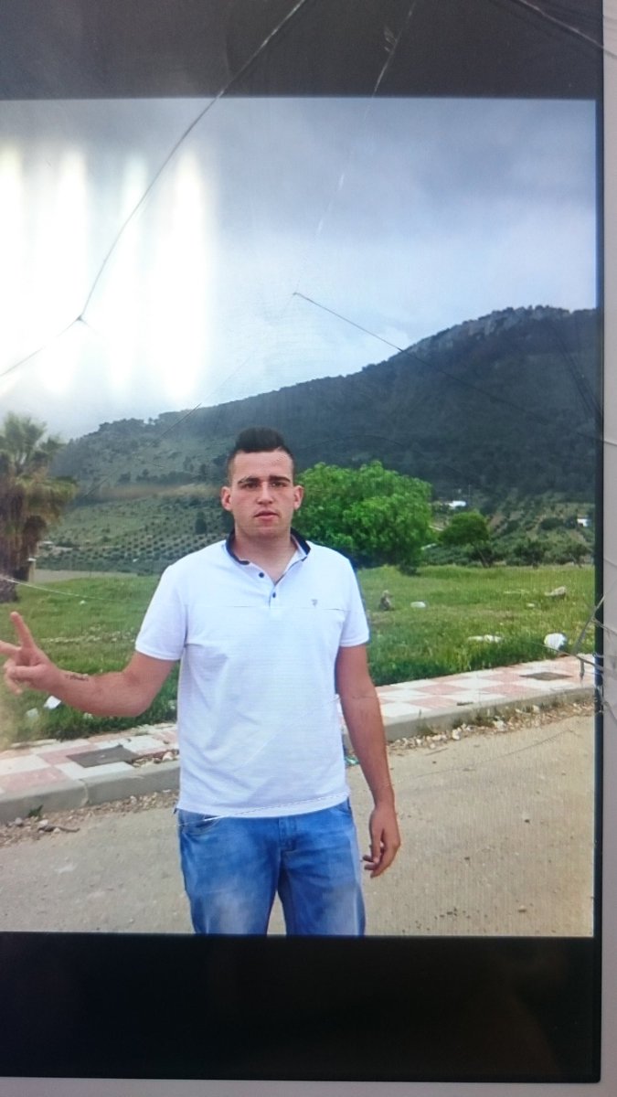 PLocalMReal's tweet photo. Máxima difusión.  Persona desaparecida en Mancha Real.  Antonio Manuel Olmo Cabrera.  👖negro 👚 rojo. Teléfono contacto 062. 112. 953350158. https://t.co/FyIcMsQU6m