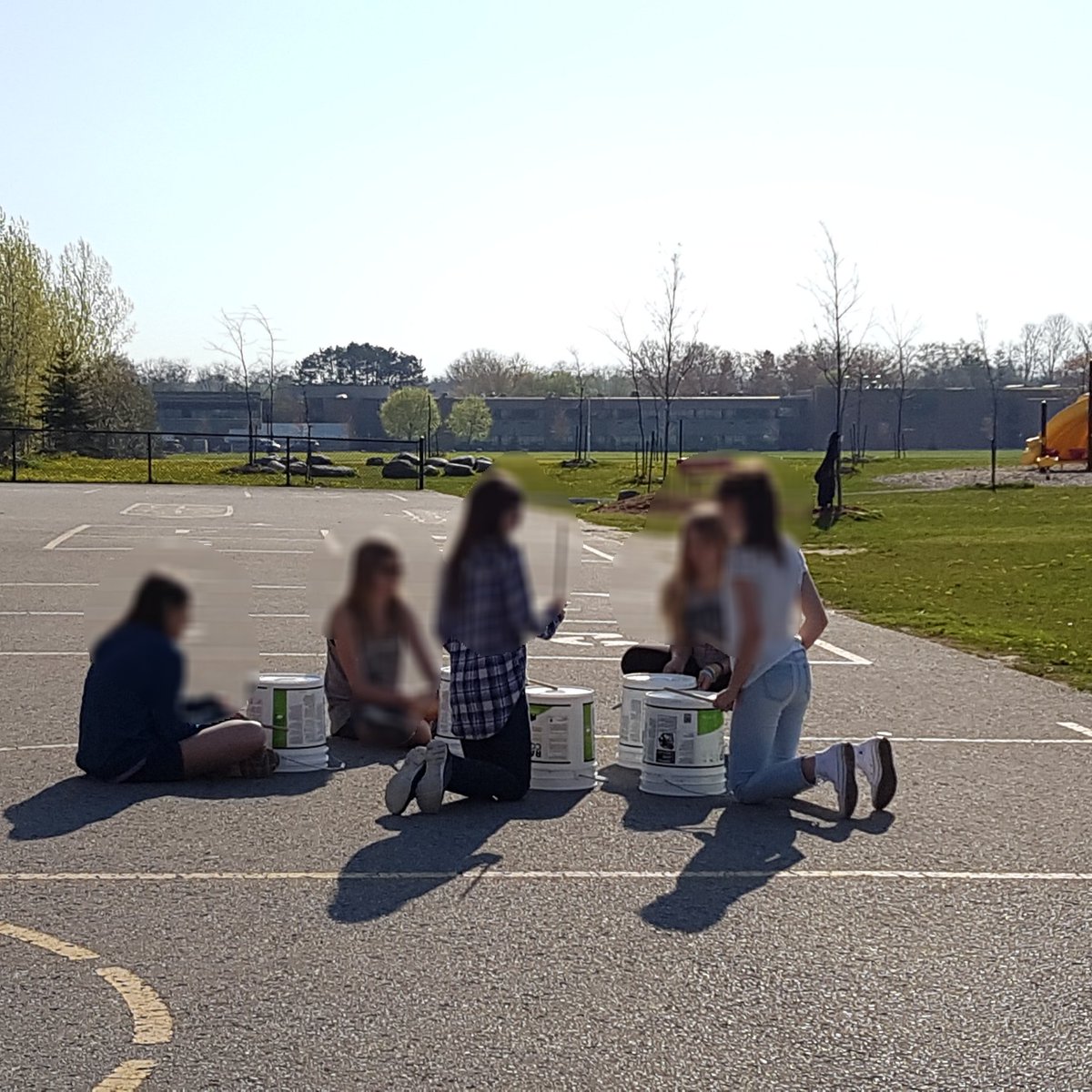 Teacher_Baum's tweet photo. Enjoying this beautiful weather with some bucket drumming outside @SuttonStingers @msoreillysclass https://t.co/a9mTYFqZ7l