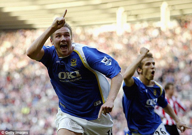 TransferTalks17's tweet photo. Former Portsmouth left back, Matthew Taylor speaks out about a potential move back to Pompey in the near future. 👀 #Pompey #cobblers https://t.co/e2hgBTloCw