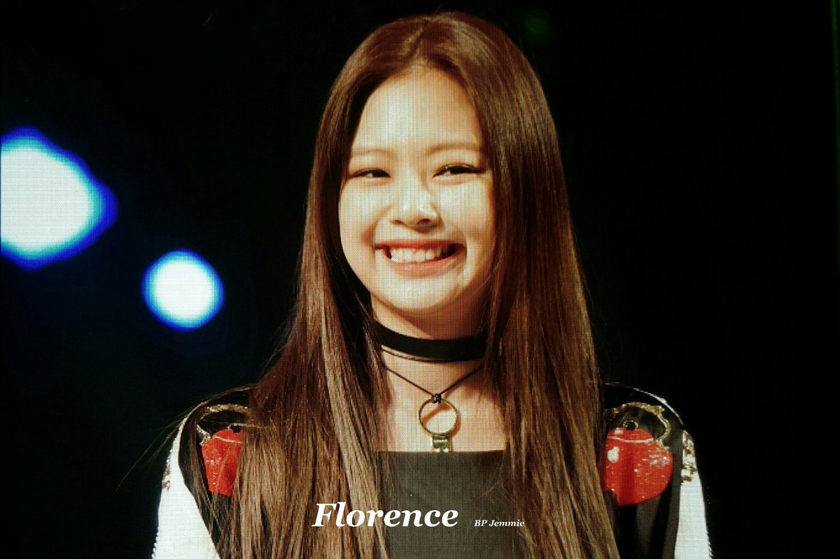 florence_JN's tweet photo. 170517 성결대 축제 #BLACKPINK #JENNIE #블랙핑크 #제니 #사랑아제니해 https://t.co/rTRDn8G3jK