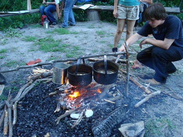 TRCAarchaeology's tweet photo. Who wants to spend 17 days, excavating, learning hands-on skills and earning a grade 12U credit? Check out BAFS! https://t.co/kmhQ7k9GN5 https://t.co/Vmaw0jWpfX