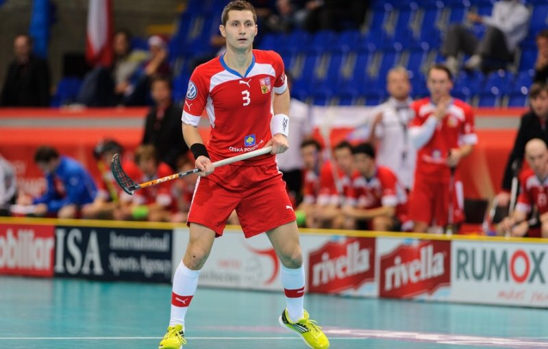 FCH_en's tweet photo. Czech national team player Daniel Sebek signs with FCH #floorball #hejafch https://t.co/D9J1GM86el https://t.co/HAvpLeH3Om