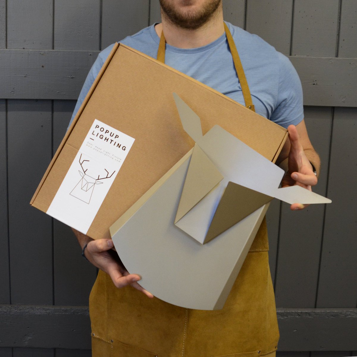 MrJDesignStudio's tweet image. ON SALE NOW!
mrjdesigns.co.uk/deer-head-ligh…

#lighting #lightingdesign #deer #antlers #interiorstyling