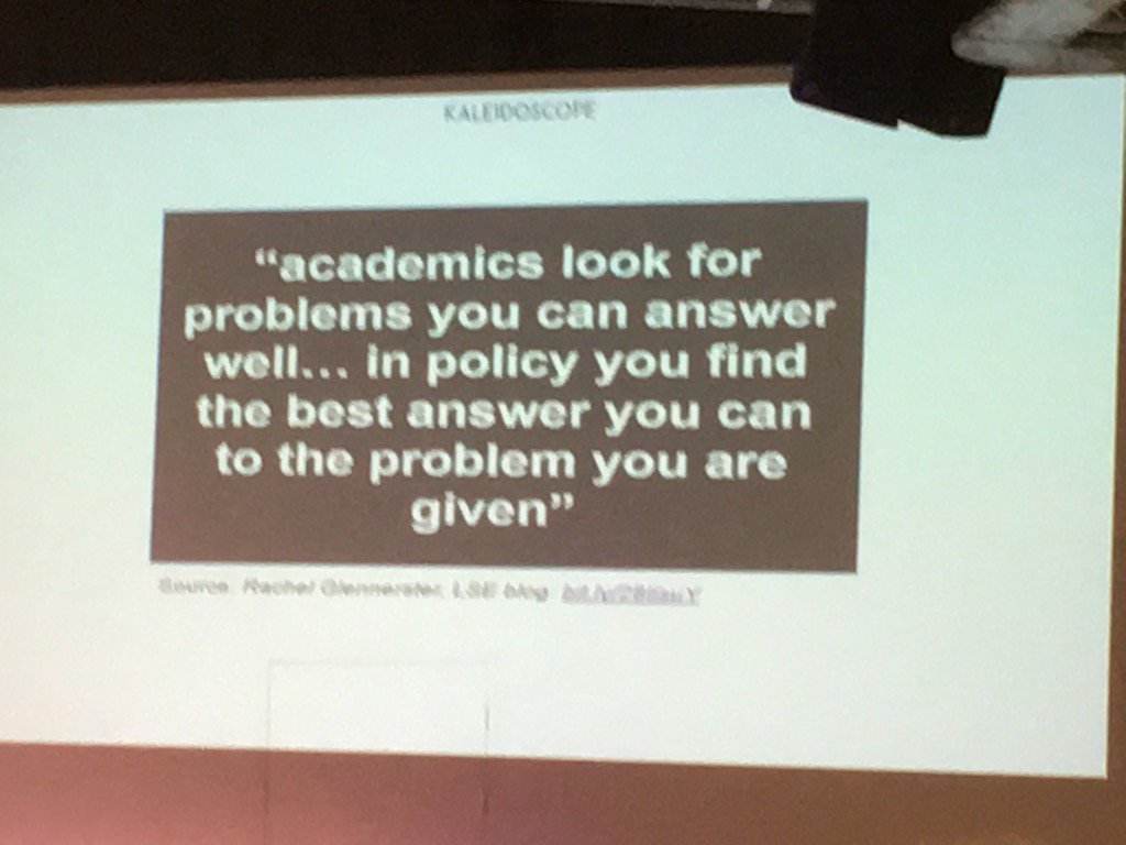 JudeRobinson5's tweet photo. @UniNottsCHILL @RichardTaunt #QInetworkEM .... we were given a real example to solve...not easy! https://t.co/JFVDZAHGdM
