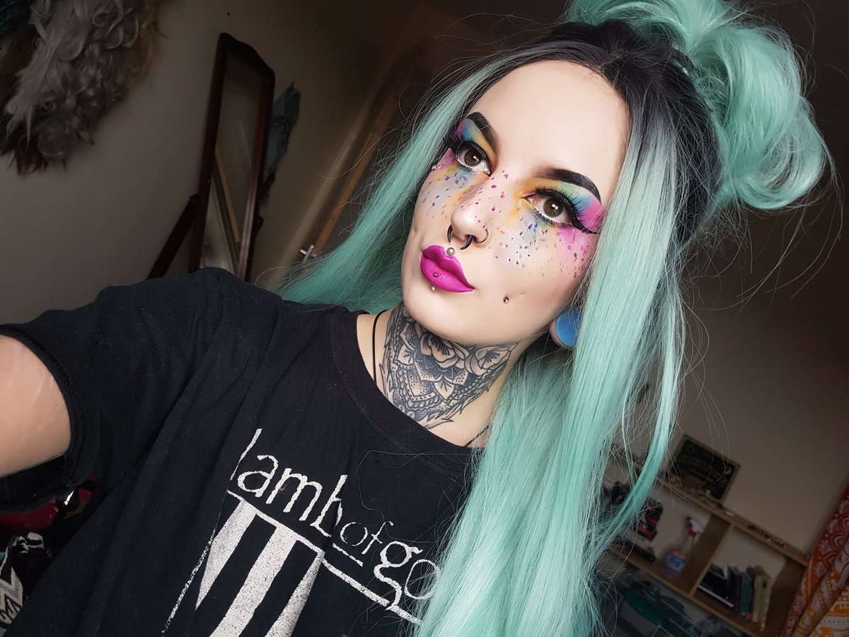 Mossandgoblins's tweet photo. π¦
@NyxCosmetics @NYXCosmeticsUK #NYXcosmetics #USP04 #unicornmakeup https://t.co/dKIL12dcLx