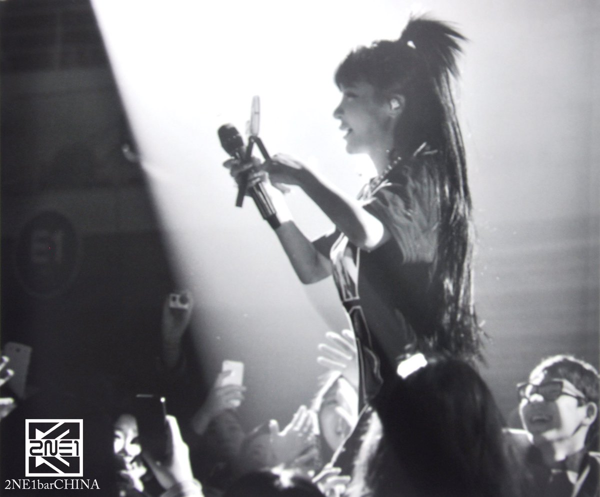 Baidu2NE1Bar's tweet photo. #2NE1toINFIN8Y #2NE1 #BOM https://t.co/3EW1hE6edj
