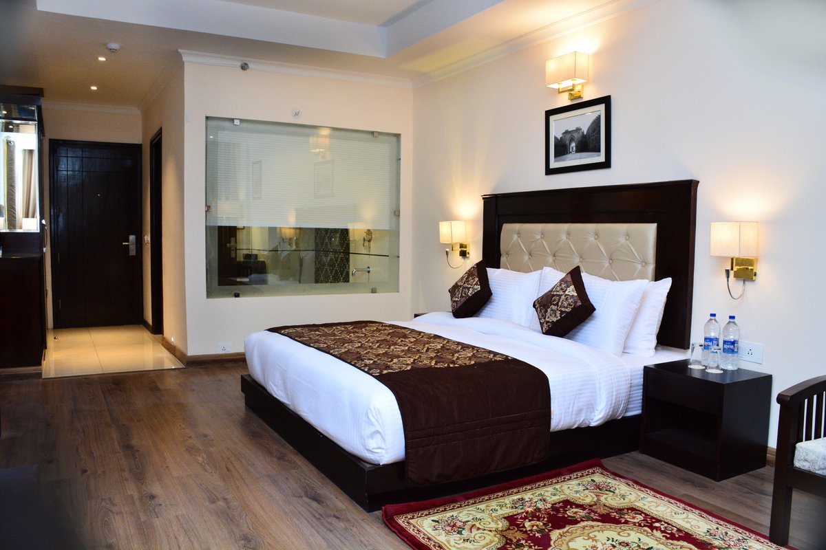 DeventureResort's tweet photo. #SuperDeluxe #Room.....#Deventure #Shimla #Hills https://t.co/j6EERULmoB