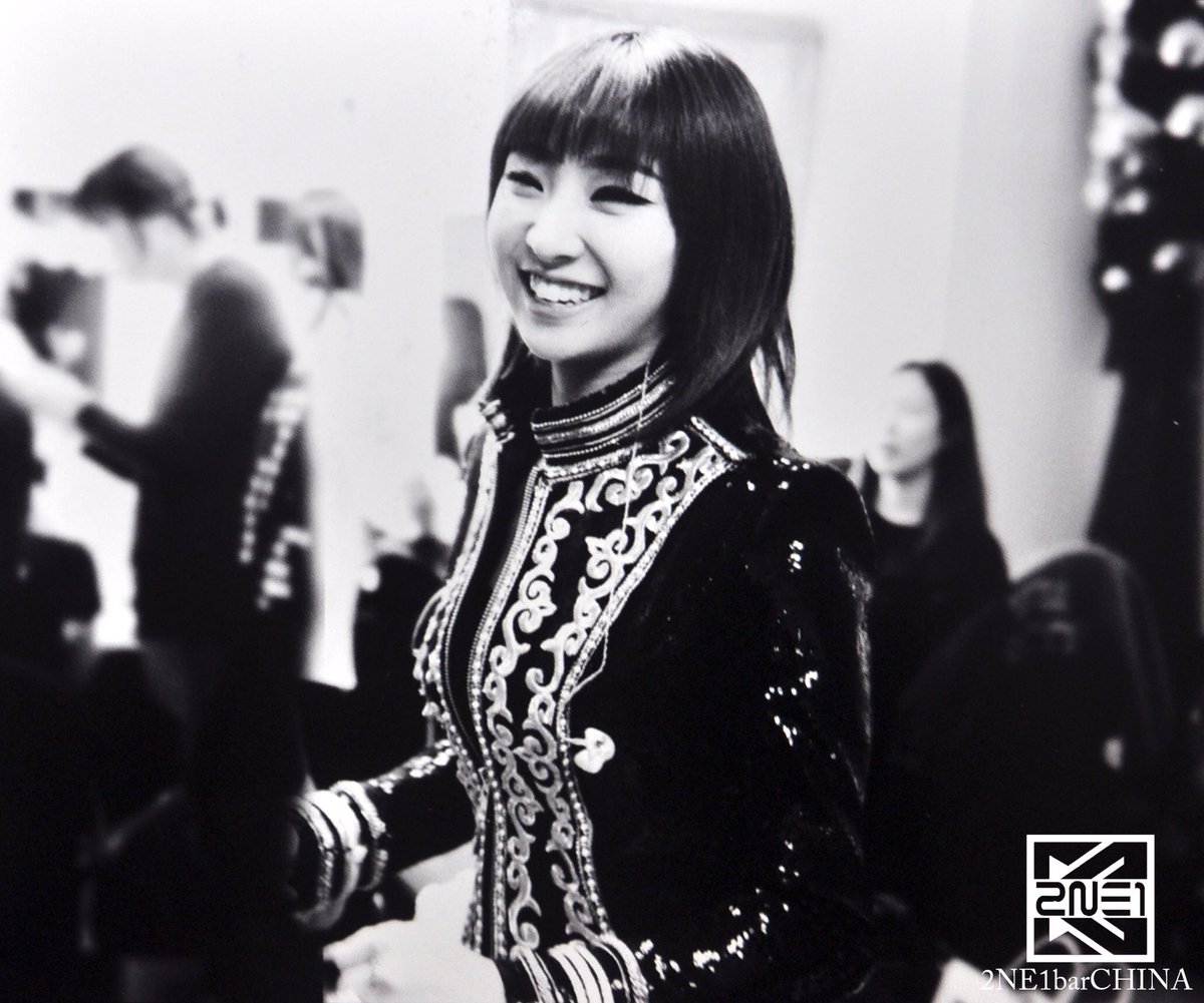 Baidu2NE1Bar's tweet photo. #2NE1toINFIN8Y #2NE1 #MINZY https://t.co/RLqnlweBLt