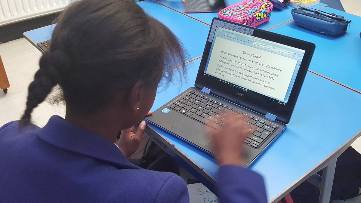 Kelvinside1878's tweet photo. Le français, c'est super! #KAJ6 are working on our French projects using our devices #Twittertakeover #primaryfrench @KA_Languages https://t.co/FJRgo6pANj