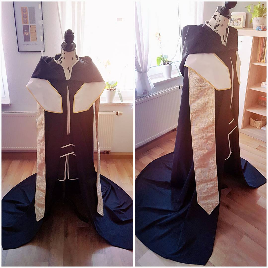 Fast geschafft 💕 so langsam verlässt mich aber die Motivation 😂
#dokomi #coswork #x1999 #kamuishirou