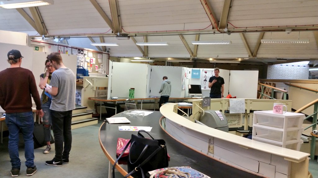 SetSail2017's tweet photo. Set up week for degree show has began! #setsail2017 https://t.co/Tqz98xIR9n