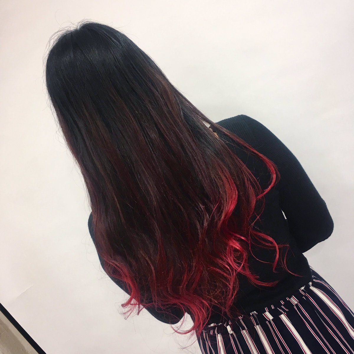 川畑晋也 原宿 美容師 ハイトーンヘアー Auf Twitter レッドグラデーションカラー 毛先のみブリーチし 毛先のみレッドをいれてぼかして グラデーションしました 簡単かつ短時間でイメチェン ちなみにこれ今日1時間もかからんかたです グラデーションカラー