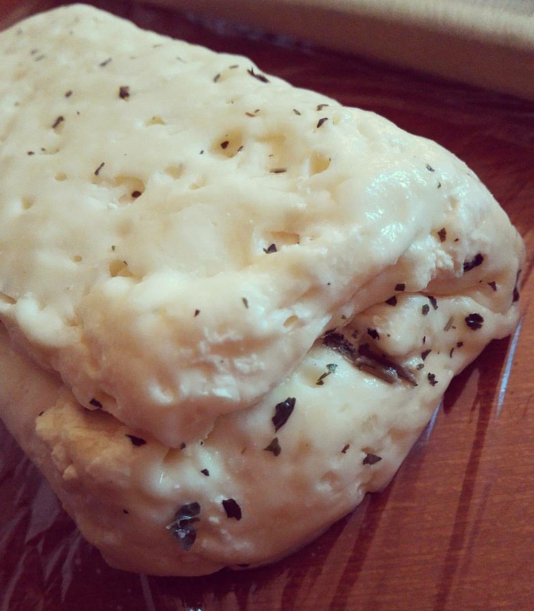 Like what you see? 😉 <a href="/CheeseboardUK/">The Cheeseboard</a> has just restocked our squeaky fresh Authentically Traditional #halloumi! Hurry to avoid disappointment